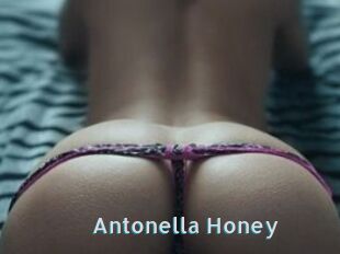 Antonella_Honey