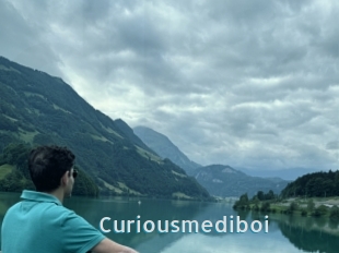 Curiousmediboi