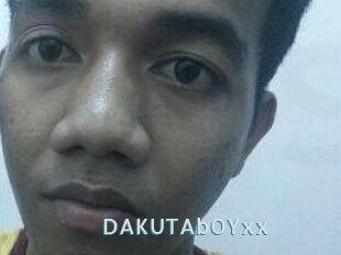 DAKUTAbOYxx