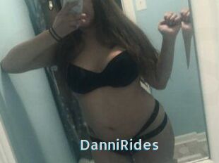 Danni_Rides