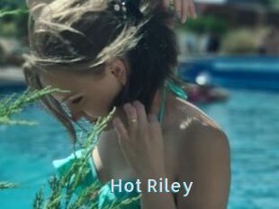 Hot_Riley