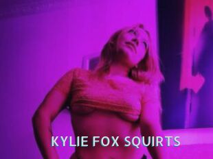 KYLIE_FOX_SQUIRTS