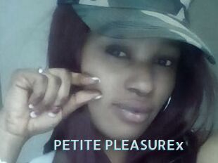 PETITE_PLEASUREx