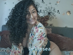 Petitesea