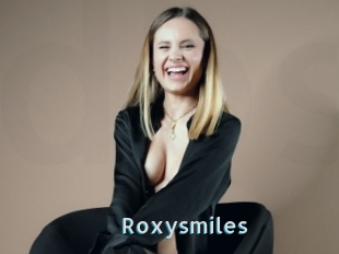 Roxysmiles