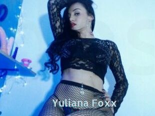 Yuliana_Foxx